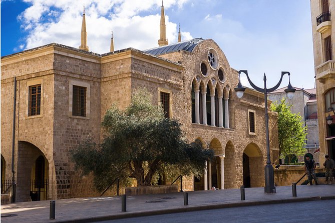 Beirut Walking Tour - Discover Beirut by foot - Mohammad Al-Amin Mosque and Al-Omari Grand Mosque