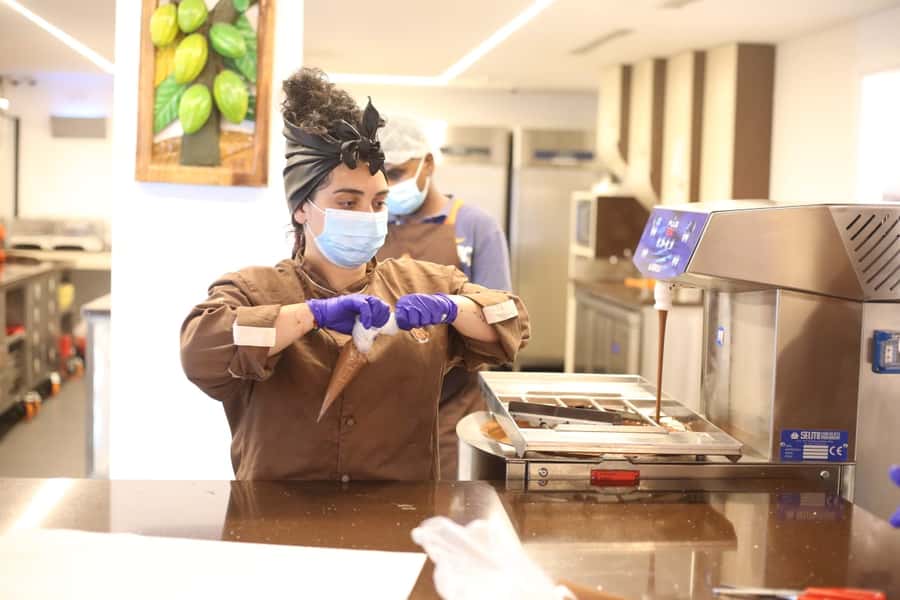 Chocolate Museum Tour and chocolate Workshop with pick-up - Who will enjoy this experience most