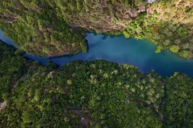 Chouwen Lake Hiking & Swimming - Swimming in clear, cold mountain water