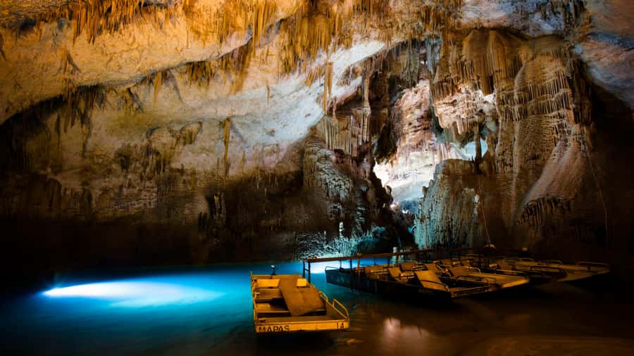 From Beirut: Jeita Grotto, Harissa & Byblos Private Day Tour - Byblos deserves your best time allocation