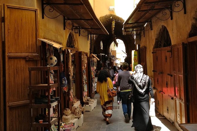 PRIVATE city tour of Old Sidon & Historic Tyre - Driving south to Tyre