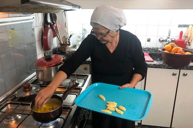 Private Lebanese Cooking Class in Beirut with Amal + Transfers - What may appear on the Lebanese table