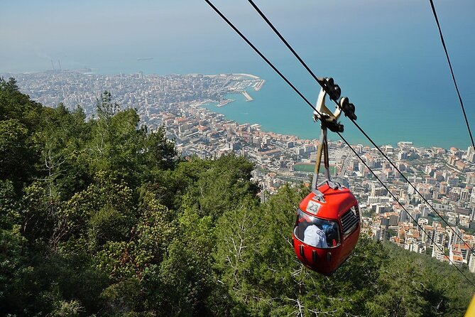 Semi-Private Tour to Jeita Grotto, Harissa & Byblos with Lunch - Lunch along the coast