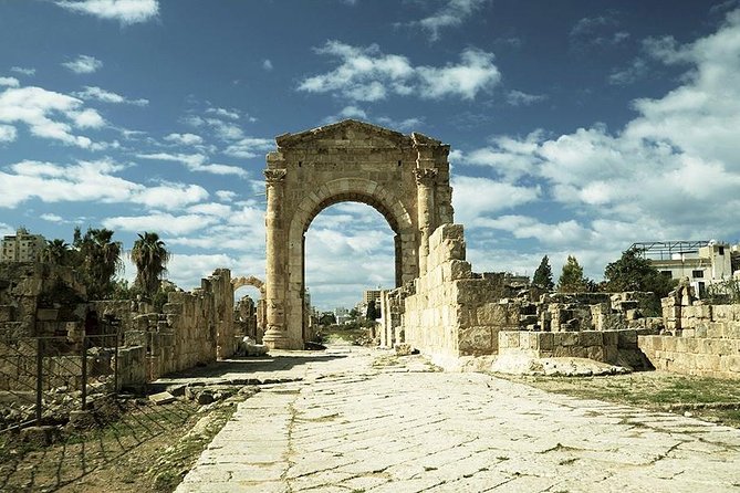 Sidon - Tyre - Maghdouche Trip, From Beirut - Sidon’s sea castle and old souk in two hours