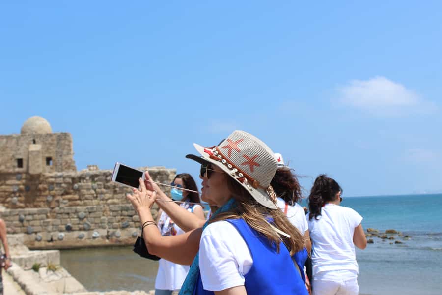 Sidon & Tyre Unesco Heritage w/pick-up, guide, entries+lunch - Lunch beside the Tyre coast