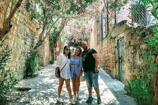 Small-Group Tour to Beirut, Beiteddine and Deir El Qamar with Lunch and Tickets - What to know about the pace